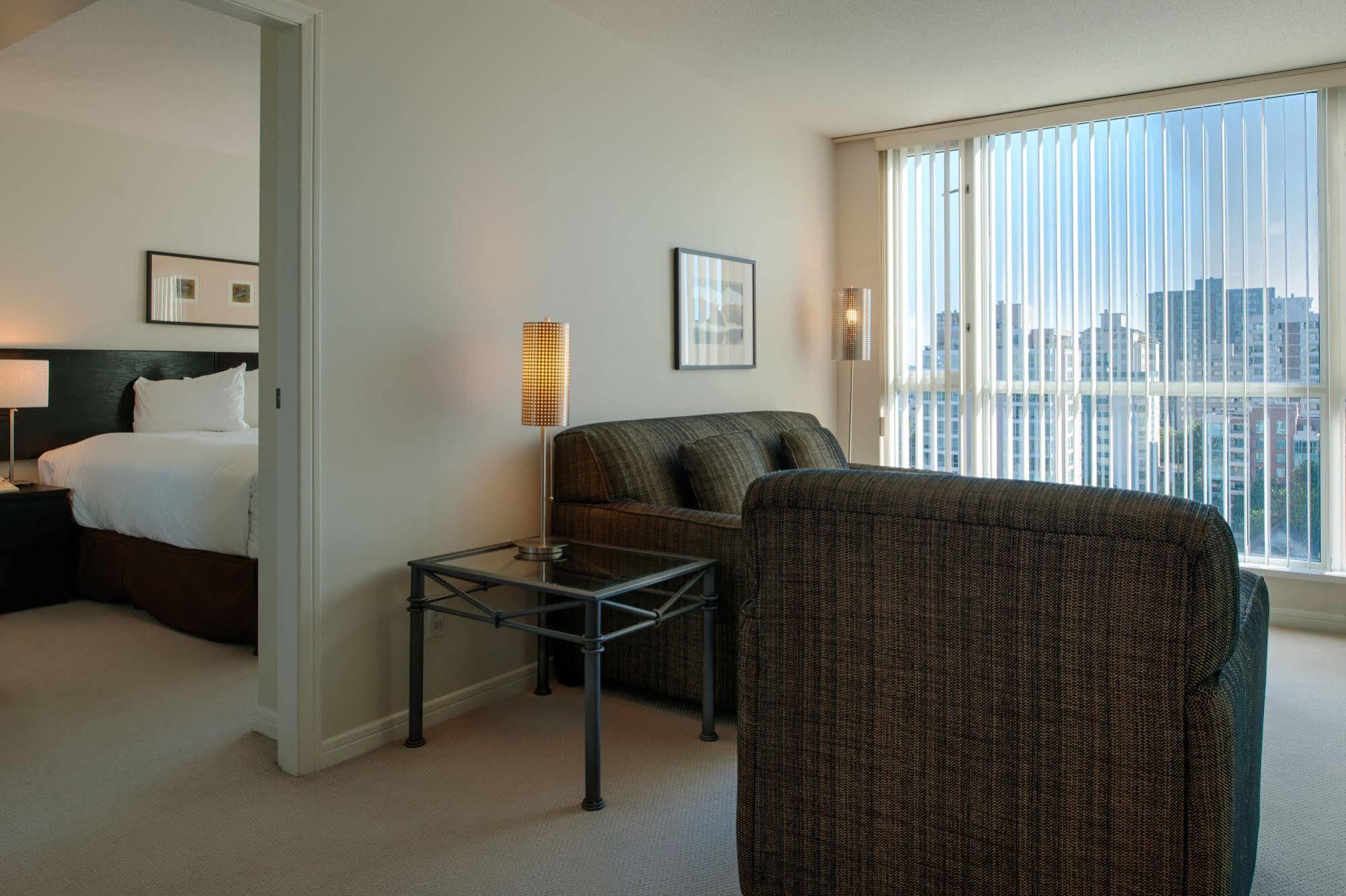 Carmana Hotel & Suites Vancouver Ngoại thất bức ảnh