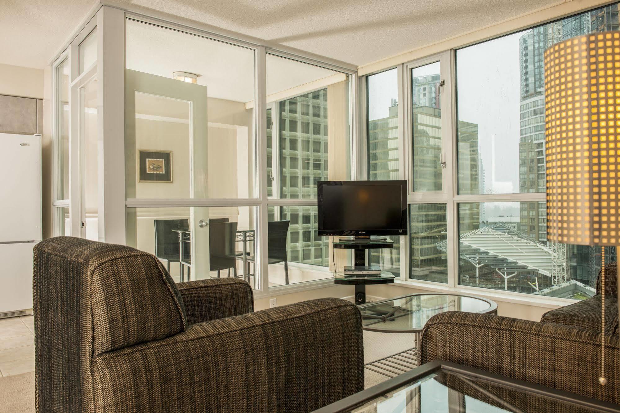 Carmana Hotel & Suites Vancouver Ngoại thất bức ảnh