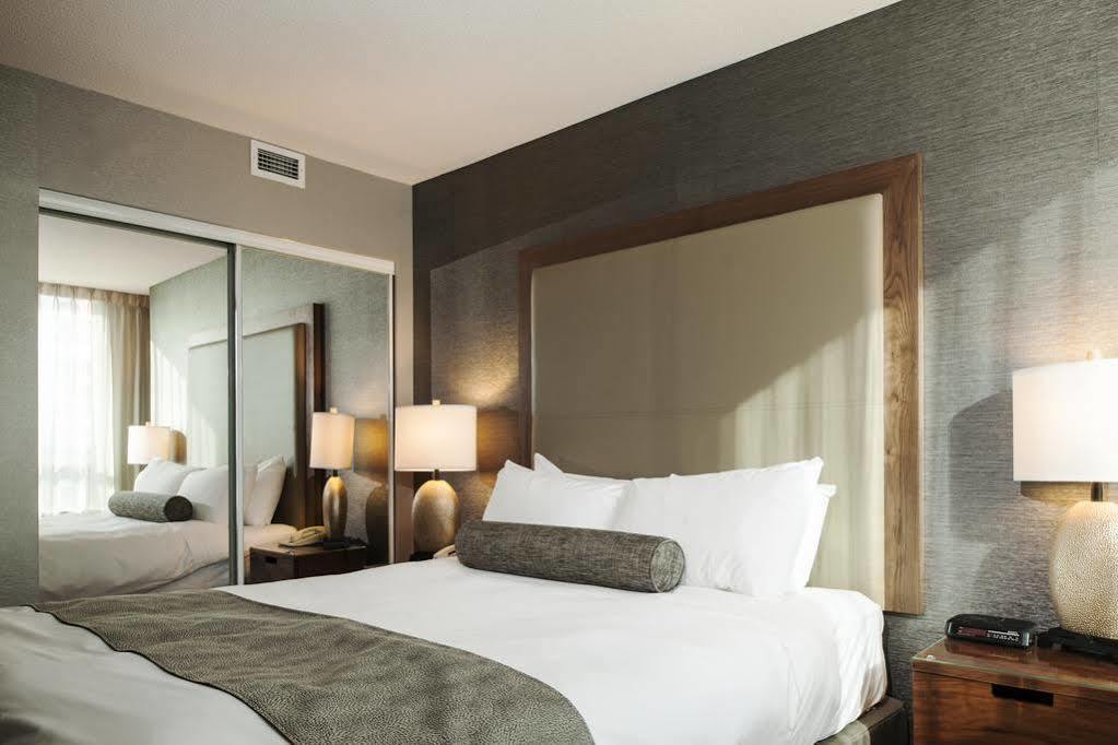 Carmana Hotel & Suites Vancouver Ngoại thất bức ảnh